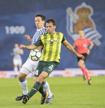 Oyarzabal izan da etxekoen onena minutu askotan zehar. (Juan Carlos RUIZ / ARGAZKI PRESS)