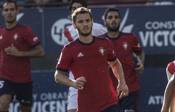 Arzura destaca que «lo importante es seguir creciendo y mantenerse arriba». (Jagoba MANTEROLA/ARGAZKI PRESS)