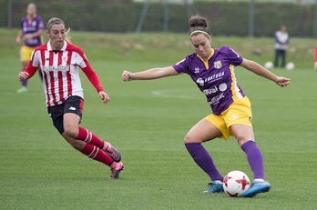 Un lance del encuentro entre Athletic y Granadillas en Lezama. (Monika DEL VALLE/ARGAZKI PRESS)