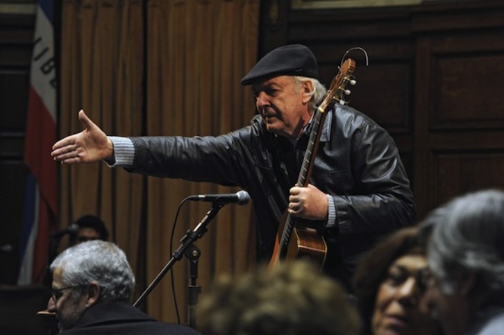 Daniel Viglietti, en una imagen de 2011. (Pablo PORCIUNCULA/AFP)