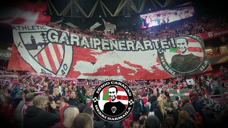 Pancarta de Iñigo Cabacas Herri Harmaila. (@ichh)