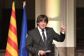 Carles Puigdemont, en el acto de los 200 alcaldes hoy en Bruselas. (Emmanuel DUNAND/AFP PHOTO)
