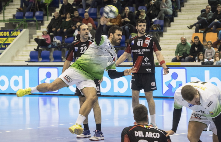 Anaitasuna ya conoce a sus rivales en la Copa EHF. (Jagoba MANTEROLA/ARGAZKI PRESS)