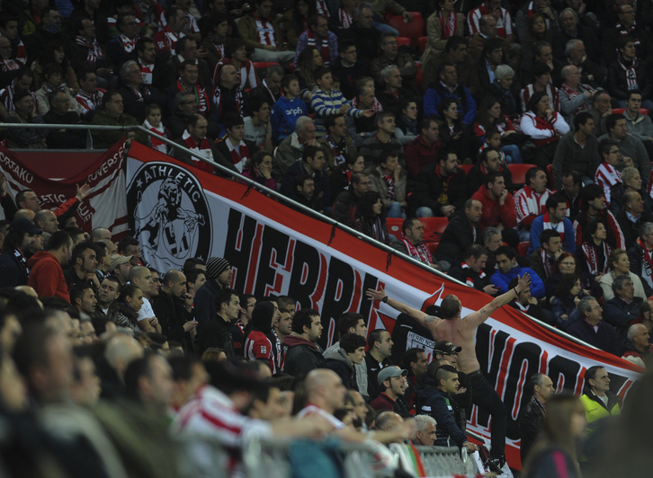 HNT es uno de los grupos que forma parte de Iñigo Cabacas Herri Harmaila en San Mamés. (Marisol RAMIREZ / ARGAZKI PRESS)