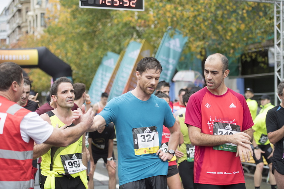 Ilustreen artean bat: Xabi Alonso. (Juan Carlos RUIZ/ARGAZKI PRESS)