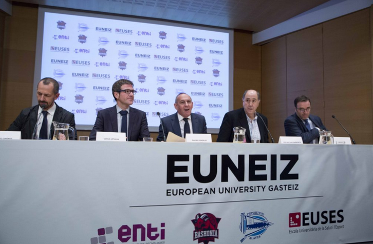 Imagen de archivo de la presentación del proyecto Euneiz. (www.baskonia.com)