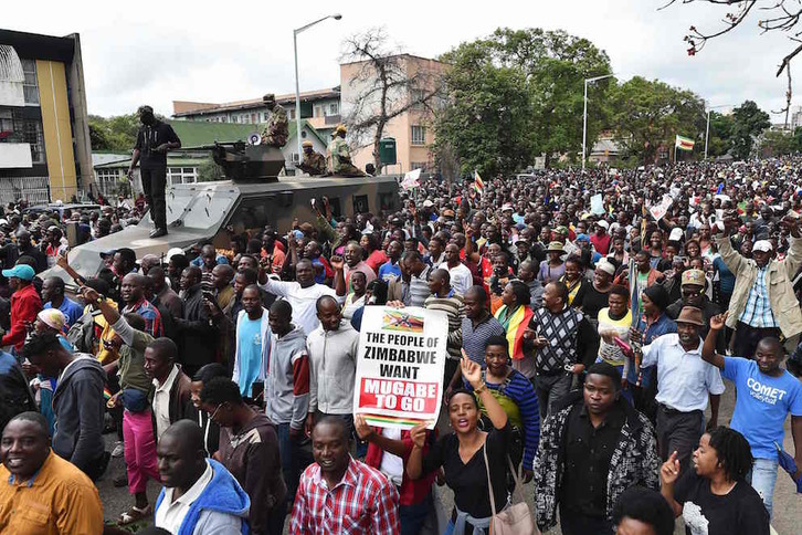 El de ayer fue una jornada de protestas en Zimbabue. (Tony KARUMBA/AFP)