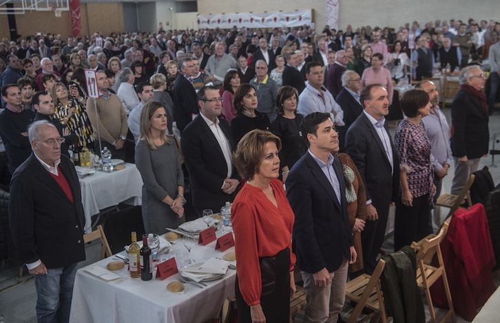 Unos 700 simpatizantes han almorzado en Andosilla. (Jagoba MANTEROLA/ARGAZKI PRESS)