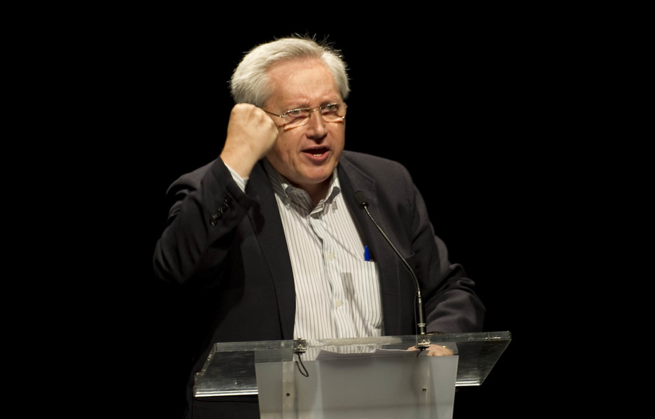 Hamarkada luzean bi bide ezberdin ibili ostean berrosatu zen ezker abertzalea, bai eta beste hainbat indar. Amaiurren aurkezpenean, Zabaleta pozik. (Raul BOGAJO / ARGAZKI PRESS)