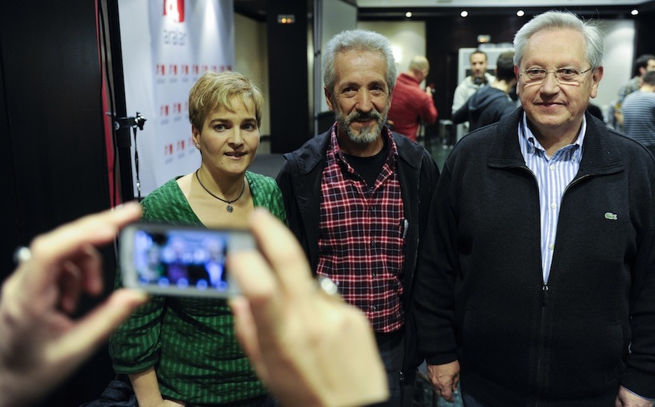 2014ko azaroan eginiko batzarrean, alderdiaren gidaritzaren lekukoa pasa zuen Patxi Zabaletak eta Rebeka Uberak hartu zuen. (Jagoba MANTEROLA / ARGAZKI PRESS)