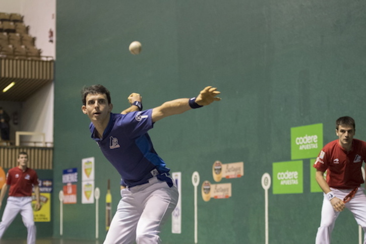 Jokin Altuna, partidaren une batean. (Gorka RUBIO/ARGAZKI PRESS)