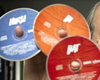 'Bat, Bi, Hiru' Bilduma