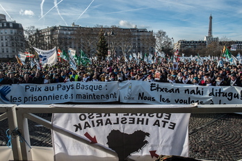 Manifestaldia Vauban plazan, Parisen. © Marisol RAMIREZ