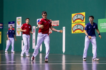 Bikote gazteena nagusi Labriten. (Iñigo URIZ | ARGAZKI PRESS)