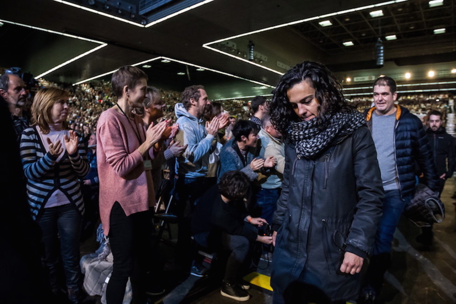 Bertsolariak, oholtzara bidean. (Aritz LOIOLA/ARGAZKI PRESS)