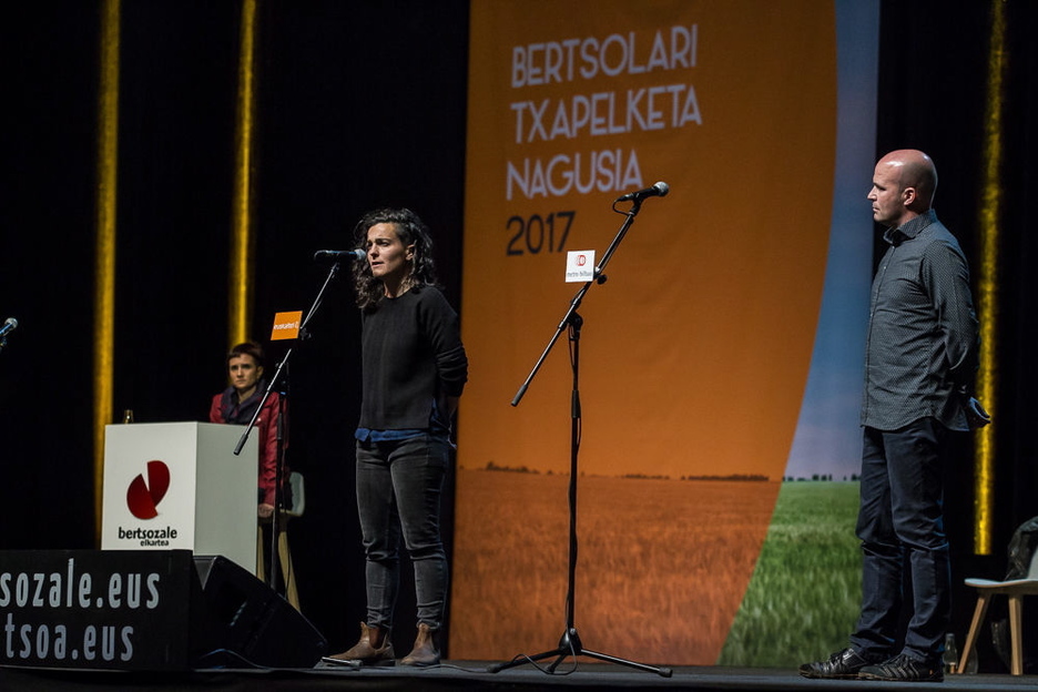 Lujanbio eta Mendiluze, buruz-burukoan. (Aritz LOIOLA/ARGAZKI PRESS)