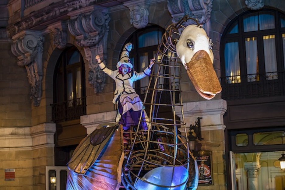 Mari Domingi, ha llegado sobre Antzara. (BILBOKO UDALA)