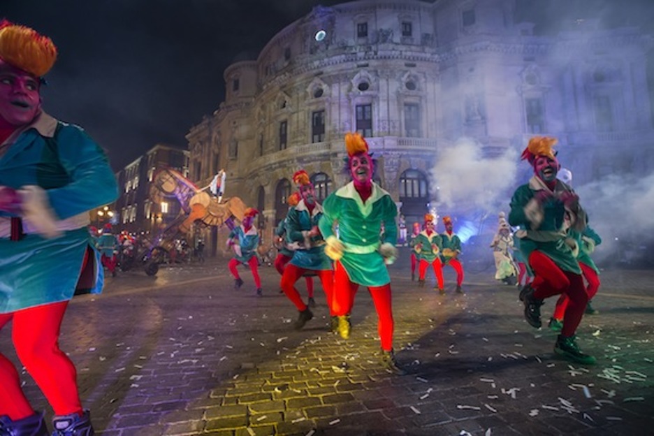Los divertidos Galtzagorris han hecho las delicias de los más txikis, cuyas últimas cartas han recibido. (BILBOKO UDALA)