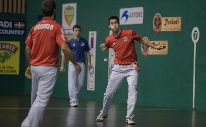 Partida itzela egin du Larunbek. (Andoni CANELLADA / ARGAZKI PRESS)