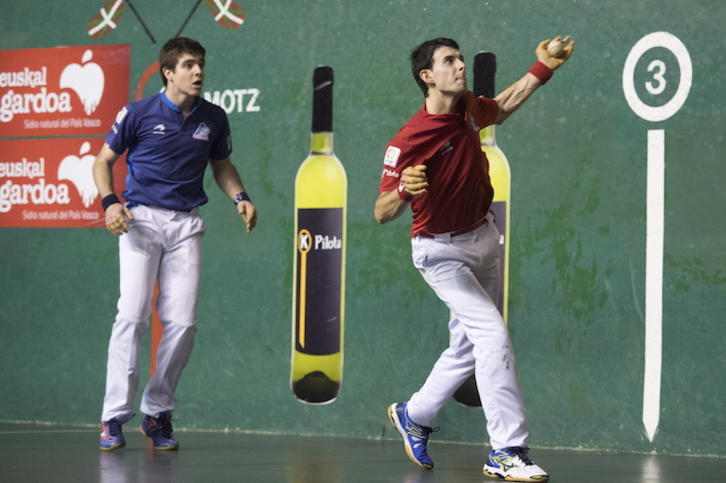 Altuna eta Irribarria, gaur Tolosako Beotibarren. (Juan Carlos RUIZ / ARGAZKI PRESS)