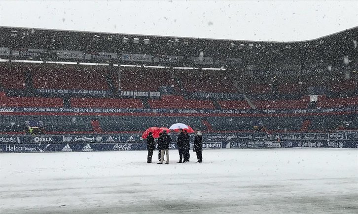 Así estaba El Sadar a primera hora de esta tarde. (@CAOsasuna)
