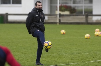 Diego Martínez señala que el partido ante el Nàstic es «para estar muy ilusionados». (OSASUNA)