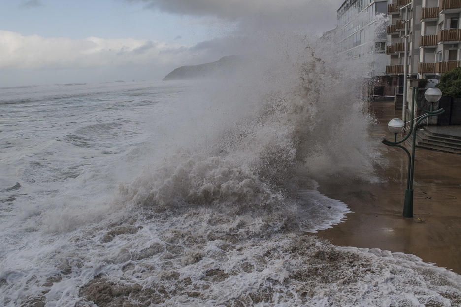 El malecón de Zarautz. (Gorka RUBIO / ARGAZKI PRESS)
