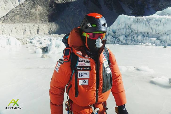 Alex Txikon podría intentar la cumbre del Everest el domingo. (@AlexTxikon)