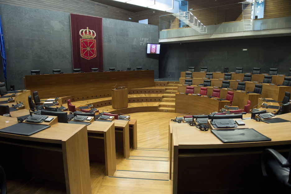 El Parlamento de Nafarroa, totalmente vacío. (Iñigo URIZ / ARGAZKI PRESS) El Parlamento de Nafarroa, totalmente vacío. (Iñigo URIZ / ARGAZKI PRESS)
