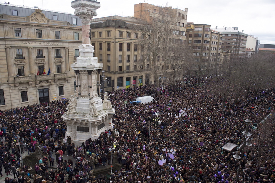 Impresionante panorámica del Paseo de Sarasate. (Iñigo URIZ / ARGAZKI PRESS) Impresionante panorámica del Paseo de Sarasate. (Iñigo URIZ / ARGAZKI PRESS)
