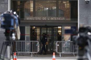 Sede de la Policía Judicial de Nanterre, donde comparece Nicolas Sarkozy. (GEOFFROY VAN DER HASSELT / AFP)