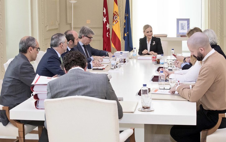 Cristina Cifuentes, este martes en el Consejo de Gobierno de la Comunidad de Madrid. (@ccifuentes)
