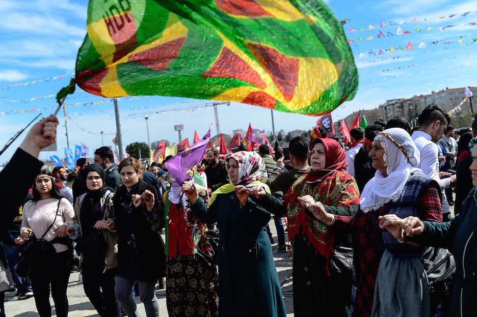 Istanbulen ere atera dira kalera. (Yasin AKGUL / AFP) Istanbulen ere atera dira kalera. (Yasin AKGUL / AFP)