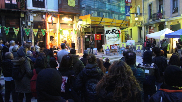 Imagen tomada durante la celebración del Newroz en Bilbo. (Aitor Aspuru)