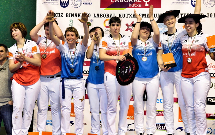 Finalista guztiak podiumean (Marisol RAMIREZ/FOKU)