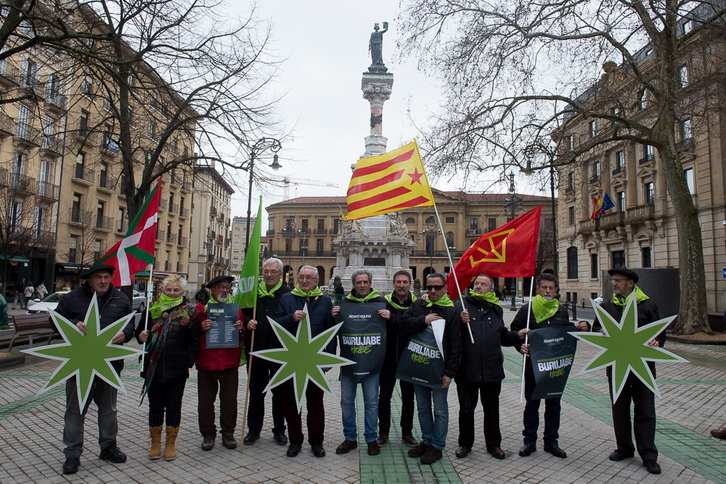 Aberri Egunaren aurkezpena, manifestazioa abiatu eta amaituko den tokitik. (Iñigo URIZ/FOKU)