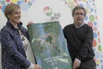 Itxaso Atutxa y Joseba Aurrekoetxea han presentado el Aberri Eguna del PNV. (Aritz LOIOLA/FOKU)