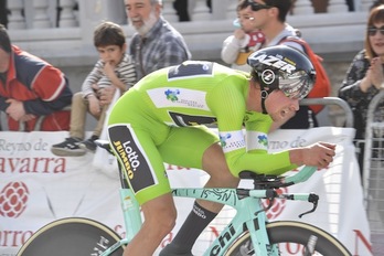 Primoz Roglic, Lodosan hasi eta bukatu den erlojupekoan. (Idoia ZABALETA/FOKU)