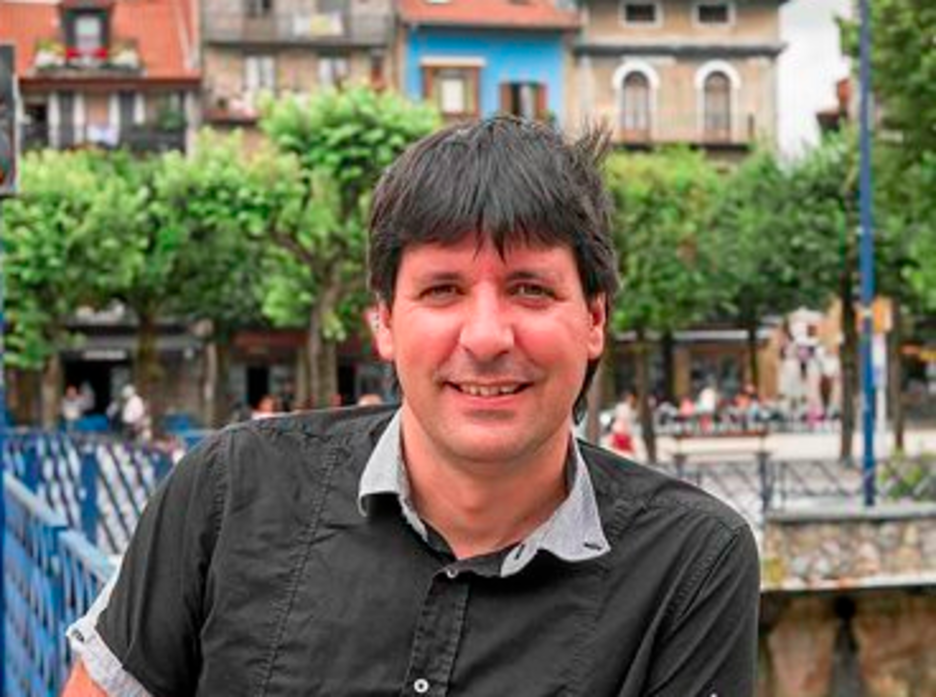 Julen Mendoza, maire d'Errenteria.