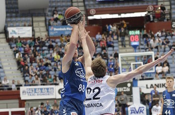 La victoria del GBC casi vale la permanencia. (@gipuzkoabasket)