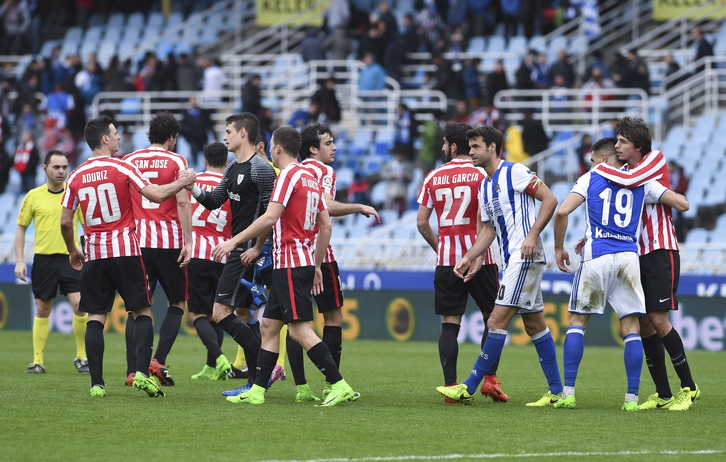 Derbi entre Real y Athletic en Anoeta de la temporada 2016/17. (Jon URBE / FOKU)