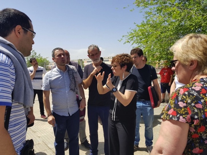 Amaia Izko, a las puertas de la sede de la Audiencia Nacional de San Fernando de Henares.