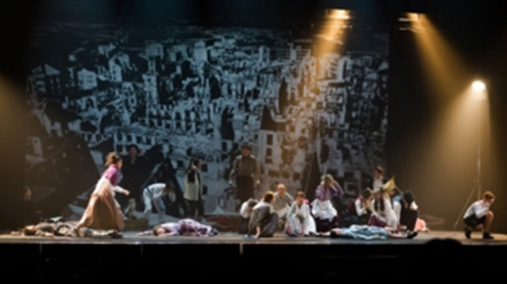 El musical ‘1937’ de Jaso Ikastola recala en Baluarte.