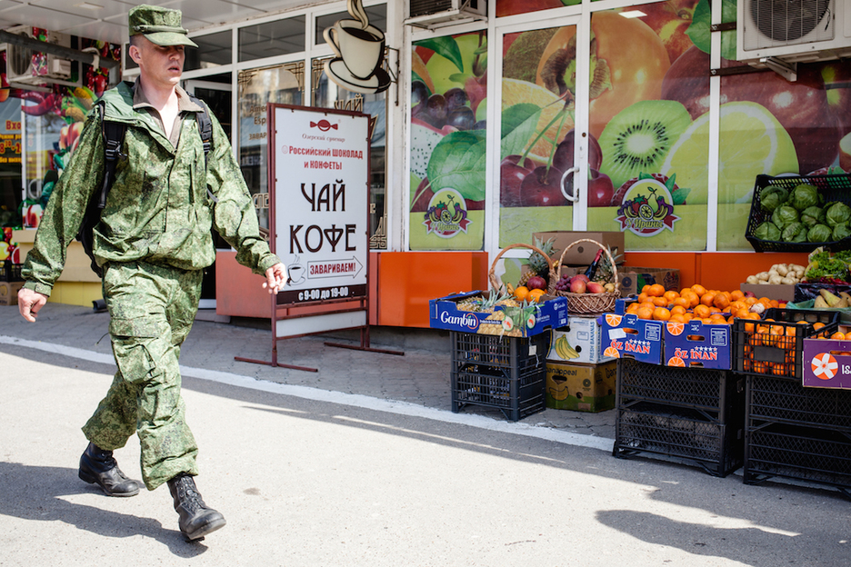 Militar transnistrio, su uniforme es casi idéntico al ruso. (Juan TEIXEIRA)