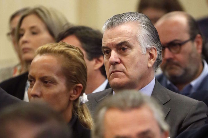 Luis Bárcenas, durante una de las sesiones del juicio de la trama Gürtel. (Chema MOYA/AFP)