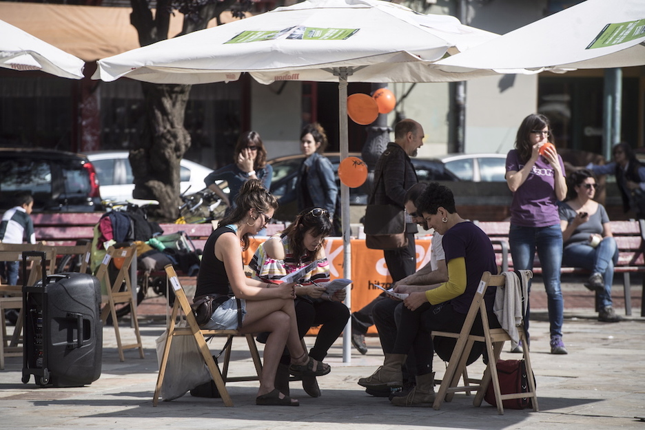 Borobilean eta elkarrekin alternatiba eraikitzen. (Jagoba MANTEROLA / FOKU ) Borobilean eta elkarrekin alternatiba eraikitzen. (Jagoba MANTEROLA / FOKU )