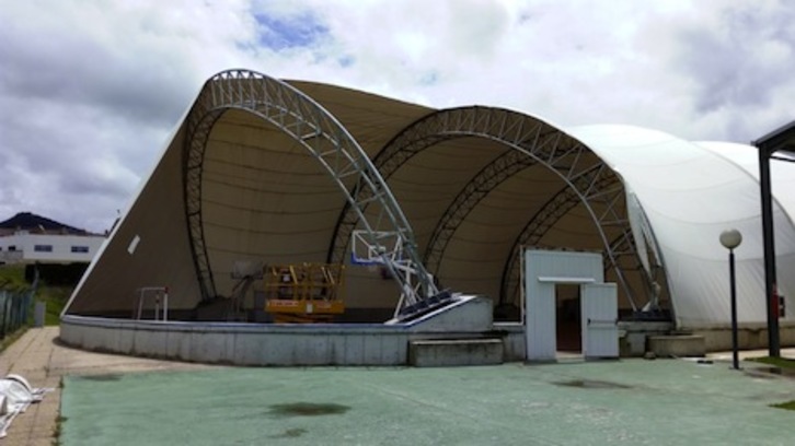 Imagen de la cubierta de la pista de Olatz. (AYUNTAMIENTO DE EGUESIBAR)