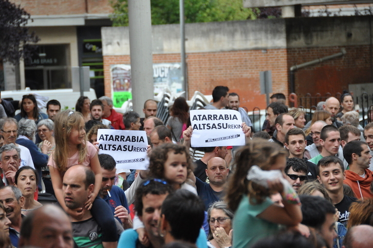Manifestación celebrada este viernes en Atarrabia. 