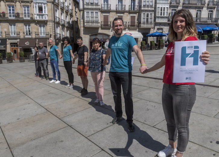 Portavoces de Gure Esku Dago, durante la presentación del Pacto Ciudadano. (Juanan RUIZ/FOKU)