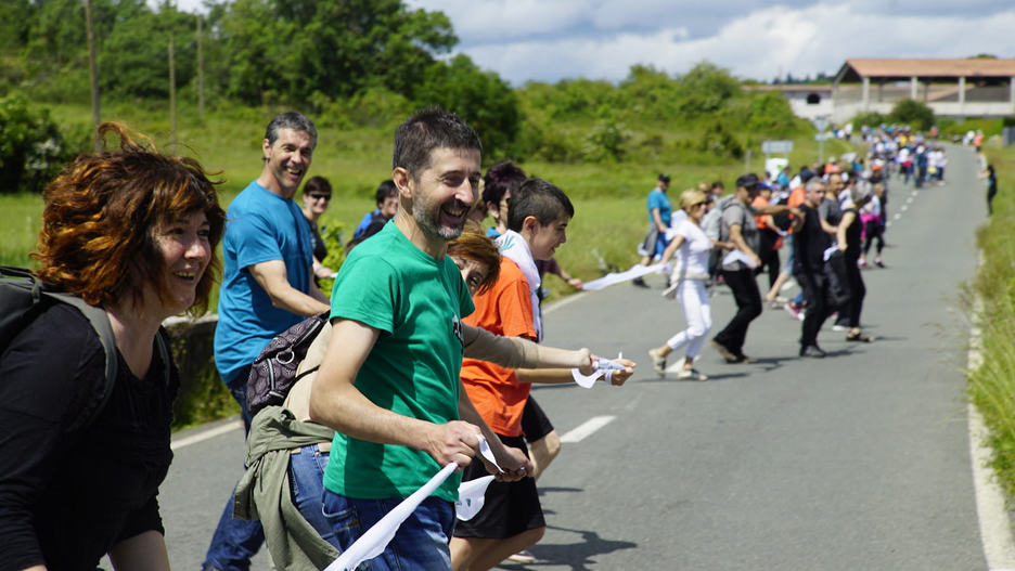 Olatuak ere ikusi dira bidean zehar. (Gure Esku Dago) Olatuak ere ikusi dira bidean zehar. (Gure Esku Dago)